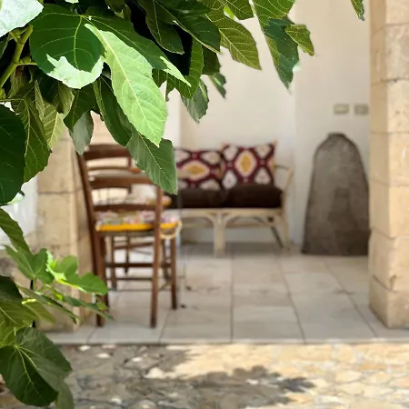 Capurre Trulli E Pajare A Due Passi Dal Pizzo