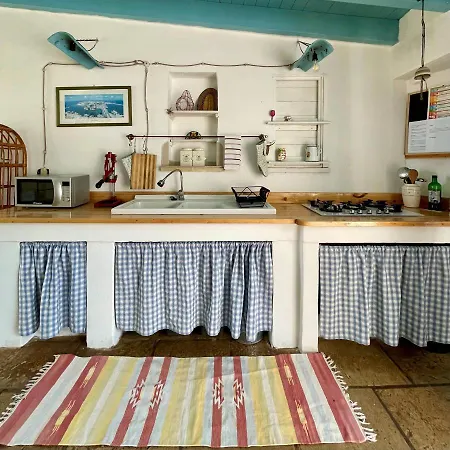 Capurre Trulli E Pajare A Due Passi Dal Pizzo *