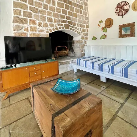 Capurre Trulli E Pajare A Due Passi Dal Pizzo Casa vacanze