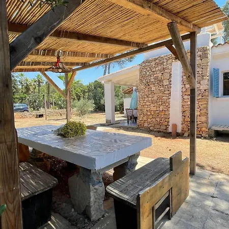 Capurre Trulli E Pajare A Due Passi Dal Pizzo Gallipoli